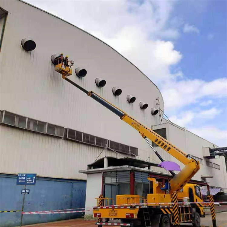 杭州西湖高空作业车出租服务：专业广告牌安装解决方案